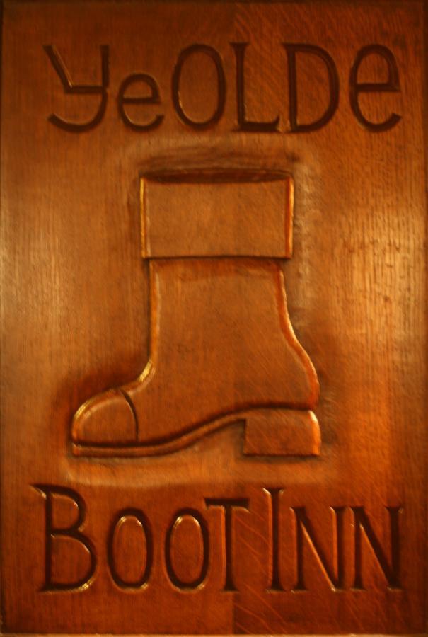 Ye Olde Boote Inn Oswestry Ngoại thất bức ảnh